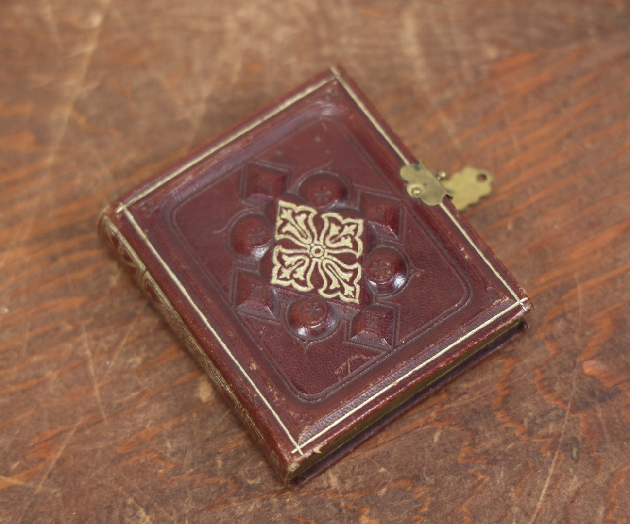 Lot 049 - Antique Gem Tintype Album Containing 35 Tintypes, Some Empty Pages