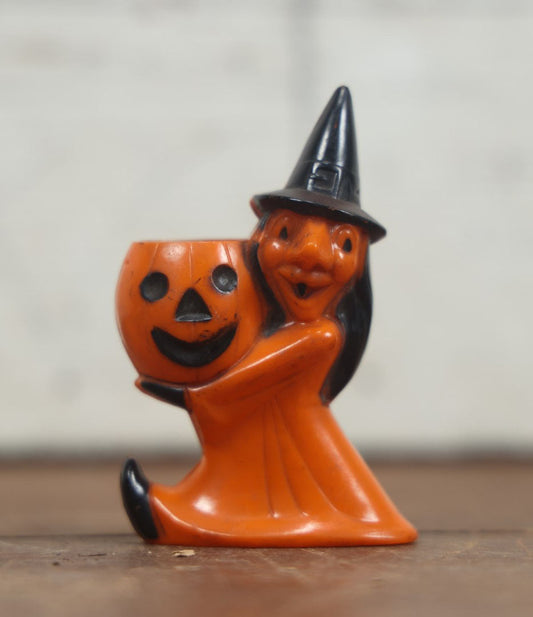 Lot 057 - Vintage Rosbro Halloween Witch Hard Plastic Candy Container (More Black Mouth)