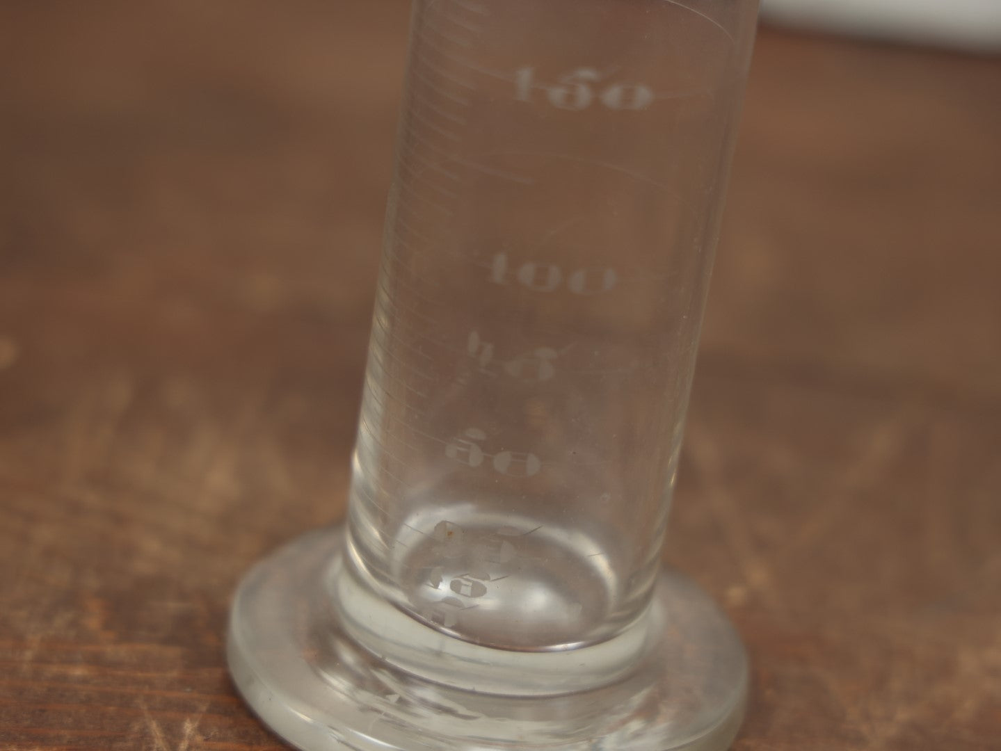 Lot 058 - Antique 15°C 500 ml  Graduated Chemistry Glass Cylinder, Manufactured By Whiteall Tatum Co., Philadelphia