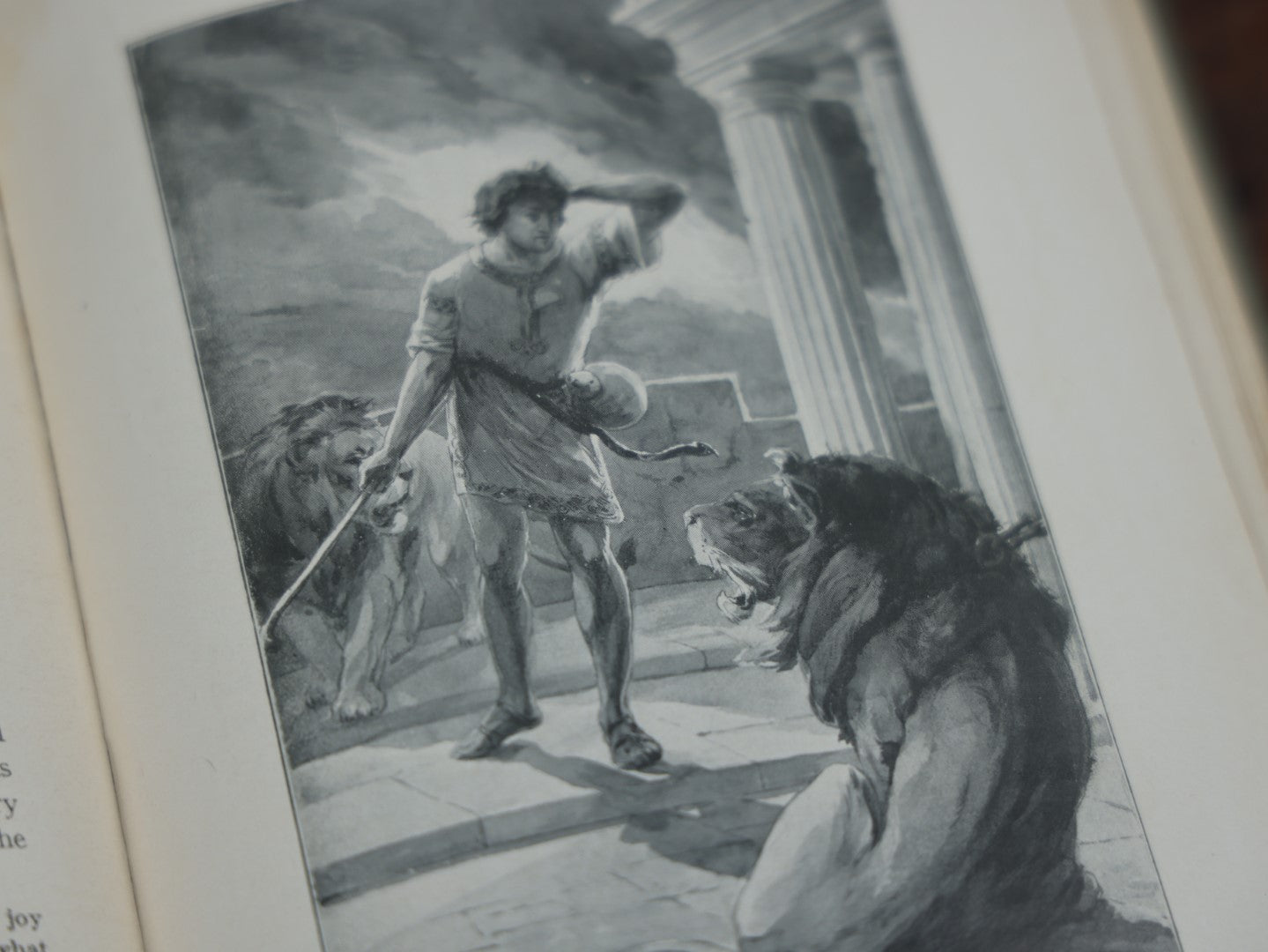 Lot 072 - "The Pilgrim's Progress" By John Bunyan, Illustrated, Antique Book Printed In Germany