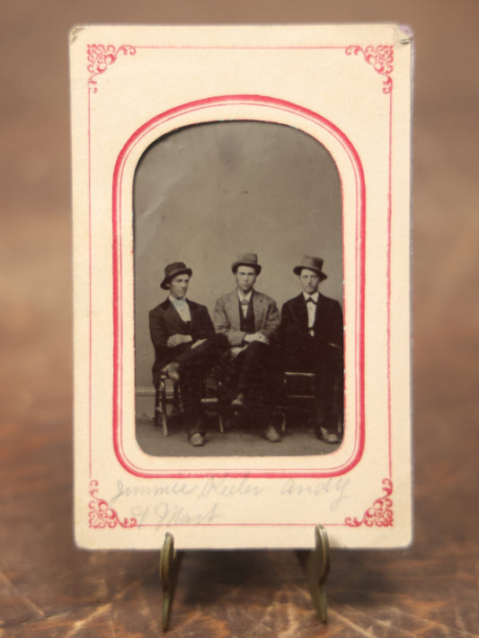 Lot 088 - Antique Single Tintype Photograph Of Three Men In Hats, Identified