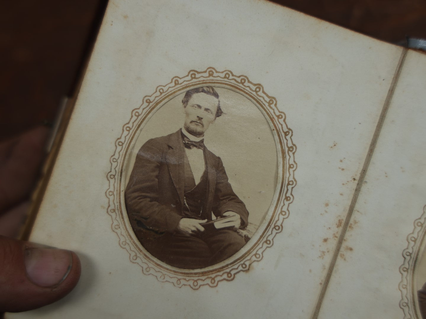 Lot 025 - Antique Victorian Photo Album Of Julia E. Kelso, Loaded With 27 Tintypes And 19 C.D.V. Images, Including Soldier, Gem Tintypes