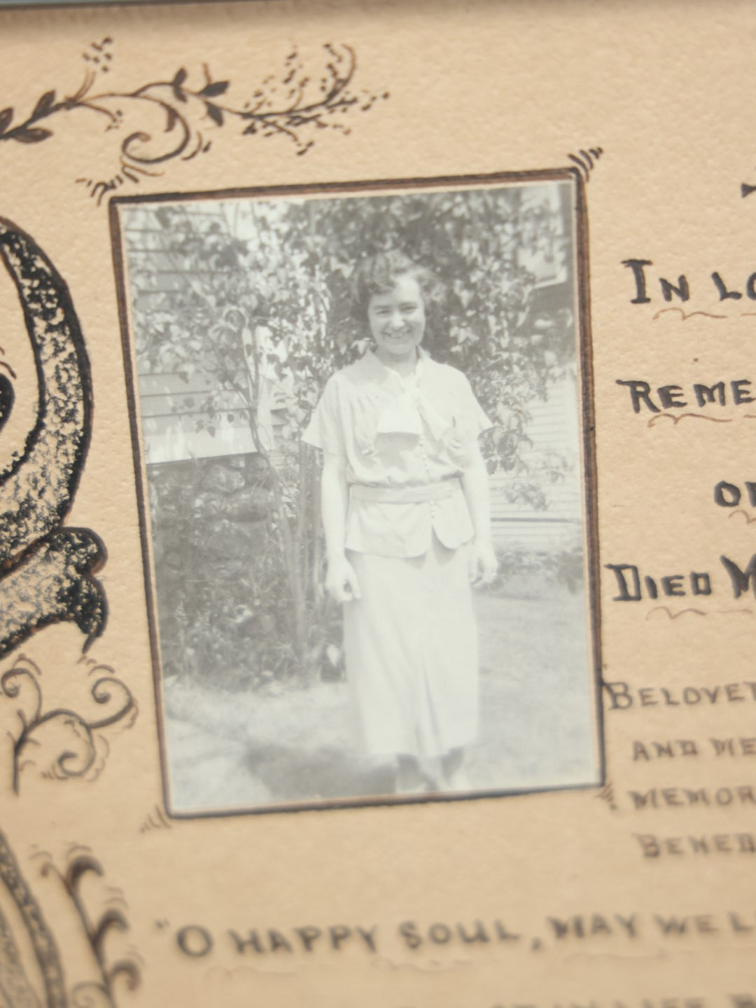 Lot 039 - Vintage Pen And Ink Memorial In Loving Remembrance Of Mary, Who Died On March 22, 1937, With Poem And Scripture, Photo