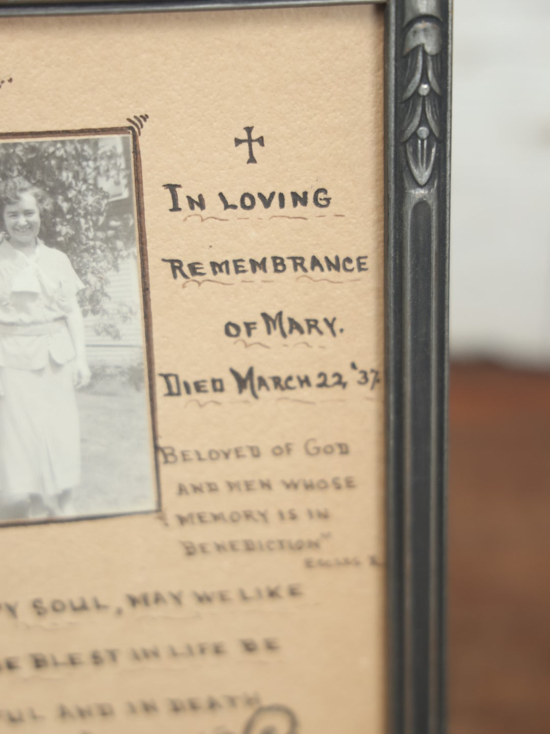 Lot 039 - Vintage Pen And Ink Memorial In Loving Remembrance Of Mary, Who Died On March 22, 1937, With Poem And Scripture, Photo