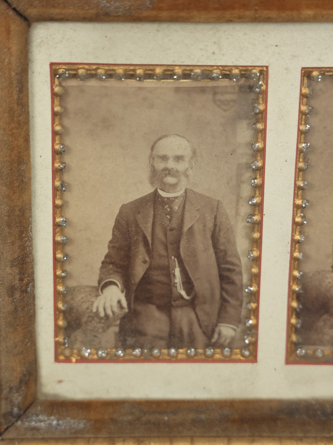 Lot 040 - Unique Framing Of Two Antique Cabinet Card Photos, Likely Of A Husband And Wife, In Deep Ornate Frame, With Custom Mat, Note Losses To Frame