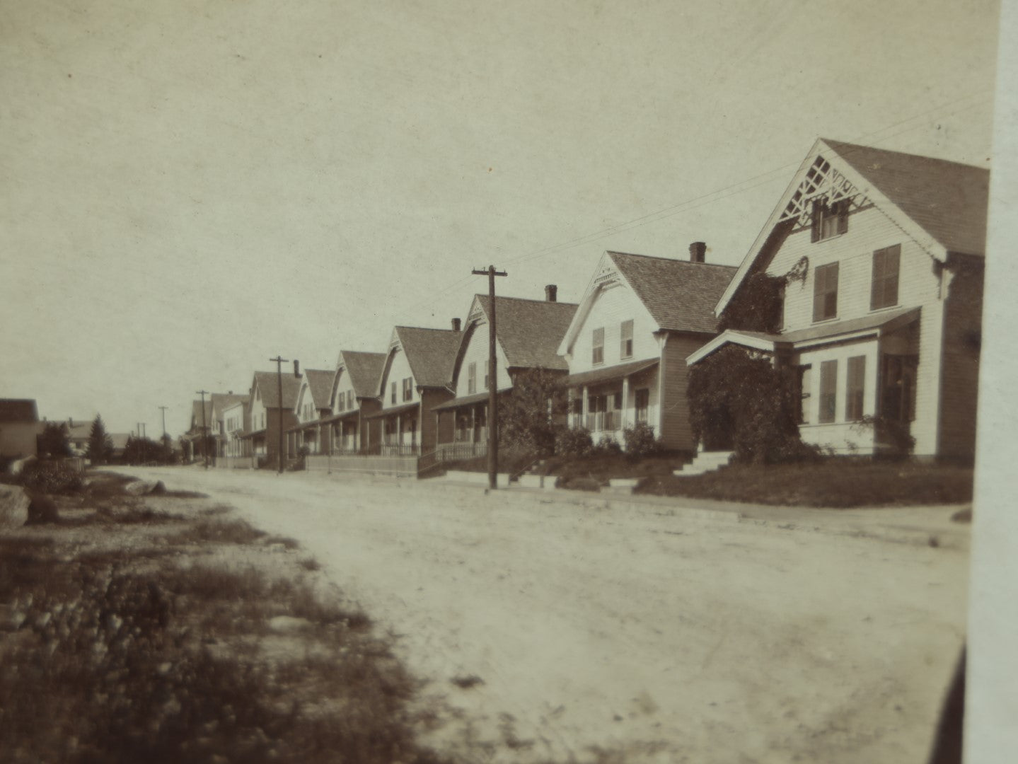 Lot 041 - Antique Framed Photos Of Houses, Likely On Or Near A Beach, In Marbled Antique Frame With Glass, Likely New England