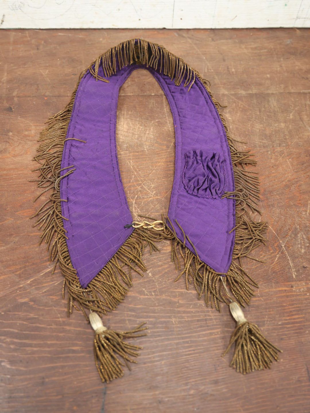 Lot 052 - Vintage Purple Velvet Odd Fellows I.O.O.F. Sash Collar With Vine And Leaves, Crossed Staffs Symbol, Tassels, By Harding Army And Navy Uniforms, Boston, Massachusetts