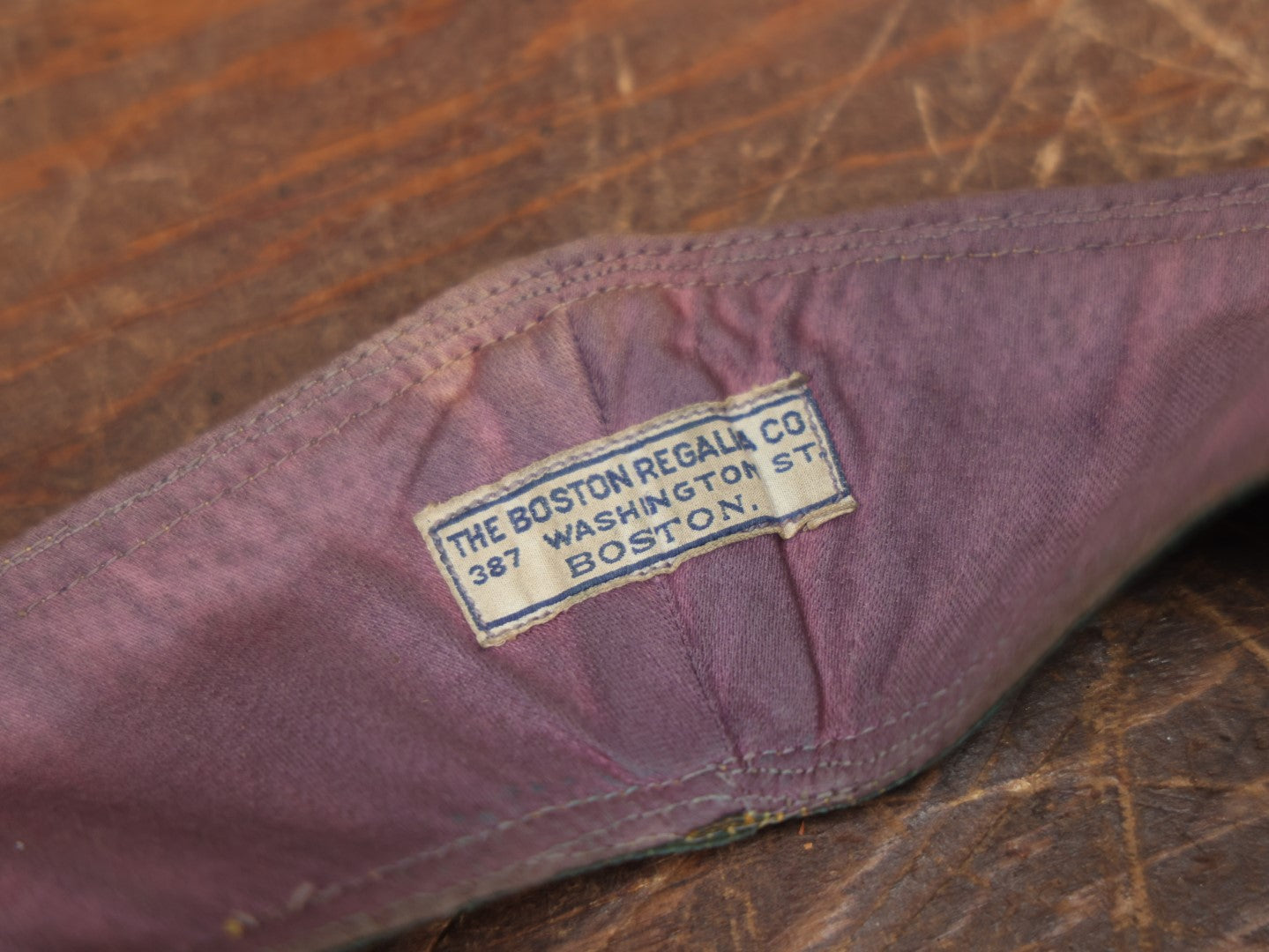 Lot 053 - Vintage Purple Velvet Odd Fellows I.O.O.F. Sash Collar, P.C.P. Past Chief Patriarch, Crossed Staffs Symbol, Lodge No. 56, Boston Regalia Company