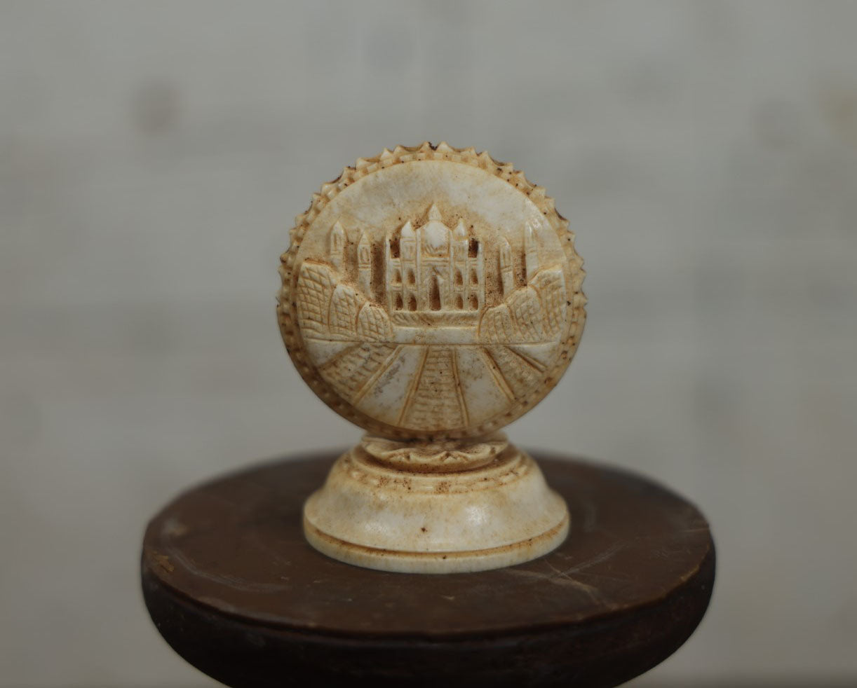 Lot 066 - Antique Carved Bone Relief Statuette Of The Taj Mahal With Flower On Back