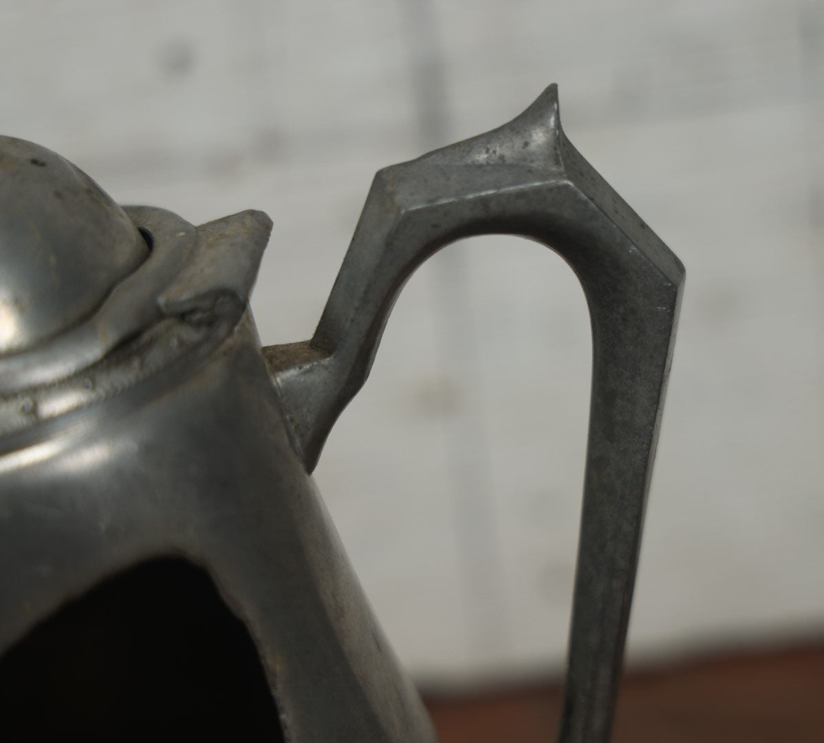 Lot 075 - Antique Pewter Pitcher With Melted Side And Note Indicating A Previous Owner Set It Too Close To The Stove