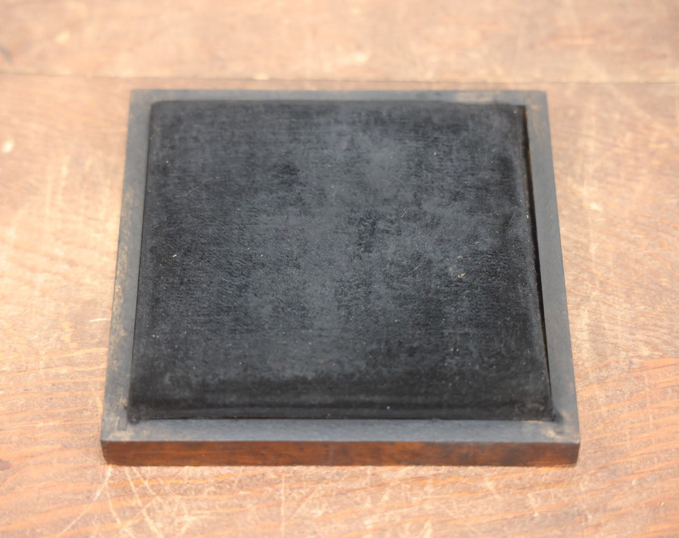 Lot 078 - Antique Royal Velvet Preancelling Ink Pad For Use With Metal Stamp Ink, Item 785, Velvet Pad And Ink Co., Washington D.C., Circa 1920, In Wood Box