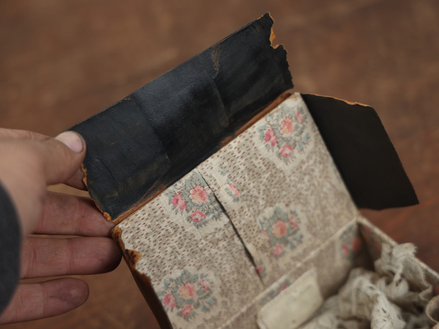 Lot 079 - Antique Hand Tooled Leather Sewing Box With Contents, Belonged To Grandmother, Note Wear To Box