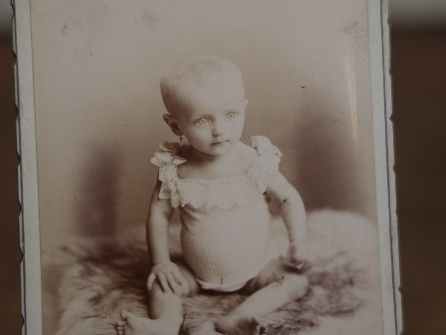 Lot 105 - Antique Cabinet Card Photo Of Unusual Looking Newborn Baby With Earring, Smedley & White Photographers, New York