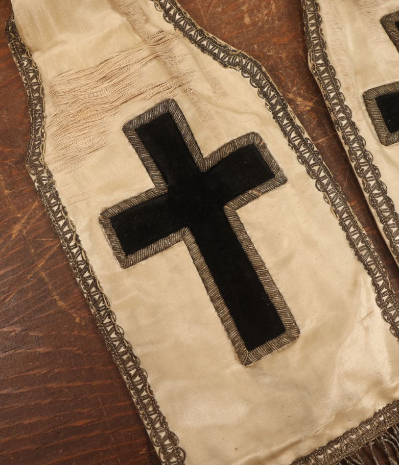 Lot 041 - Antique Fraternal Or Church Priest's Vestment Stole With Black Crosses, Note Heavy Wear And Fraying