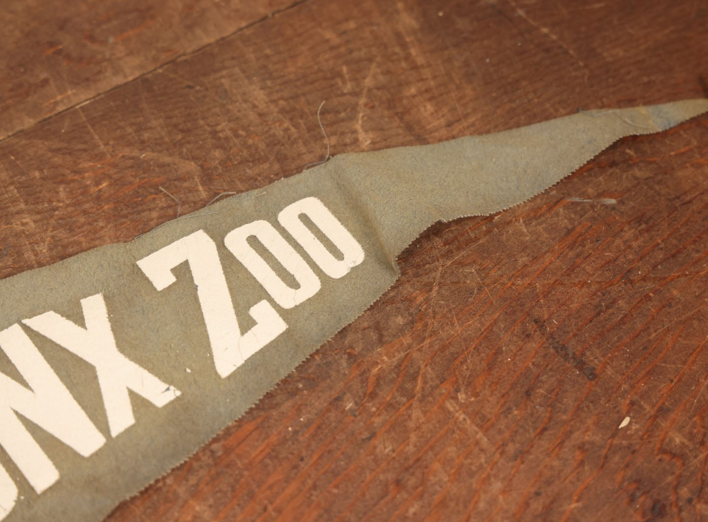 Lot 052 - Vintage Bronx Zoo Felt Pennant, New York City, August 1951