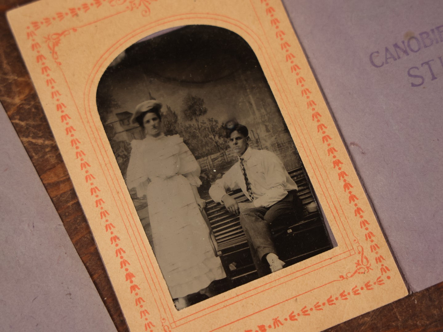 Lot 088 - Grouping Of Four Duplicate Tintypes Of Couple In Paper Folders From Canobie Lake Studio, New Hampshire