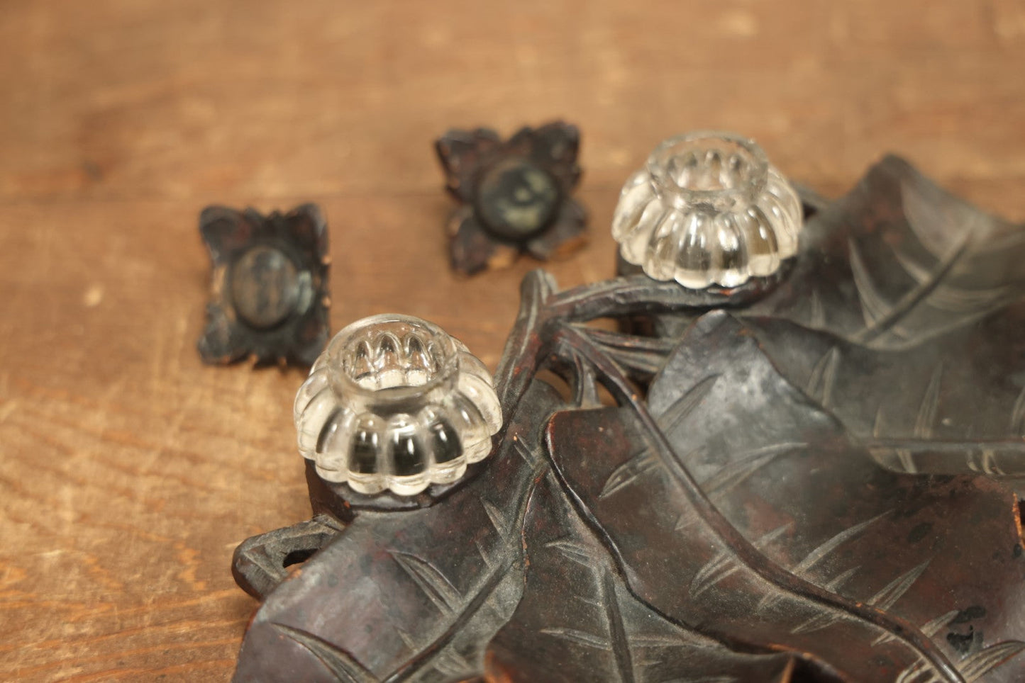 Lot 004 - Antique Inkwell Carved Out Of A Single Piece Of Wood With Natural Leaf Motif, Two Glass Inserts, With Matching Caps