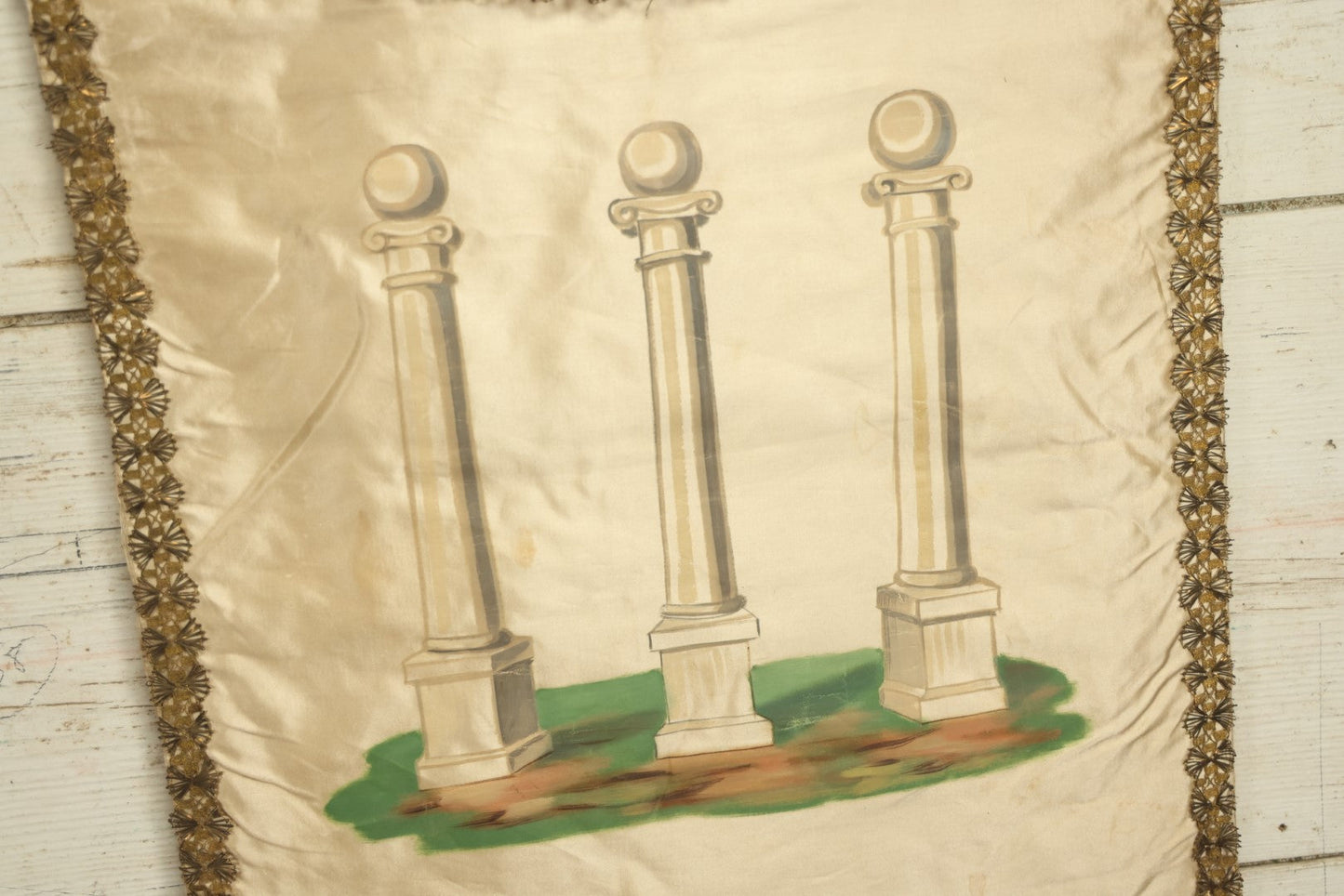 Lot 010 - Antique Independent Order Of Odd Fellows I.O.O.F. Hand Painted Encampment Banner - Three Pillars Of Knowledge On White Background - 18" x 23"