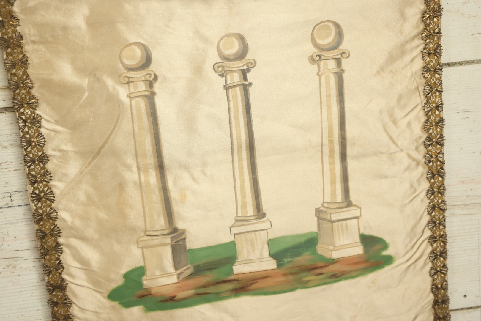 Lot 010 - Antique Independent Order Of Odd Fellows I.O.O.F. Hand Painted Encampment Banner - Three Pillars Of Knowledge On White Background - 18" x 23"