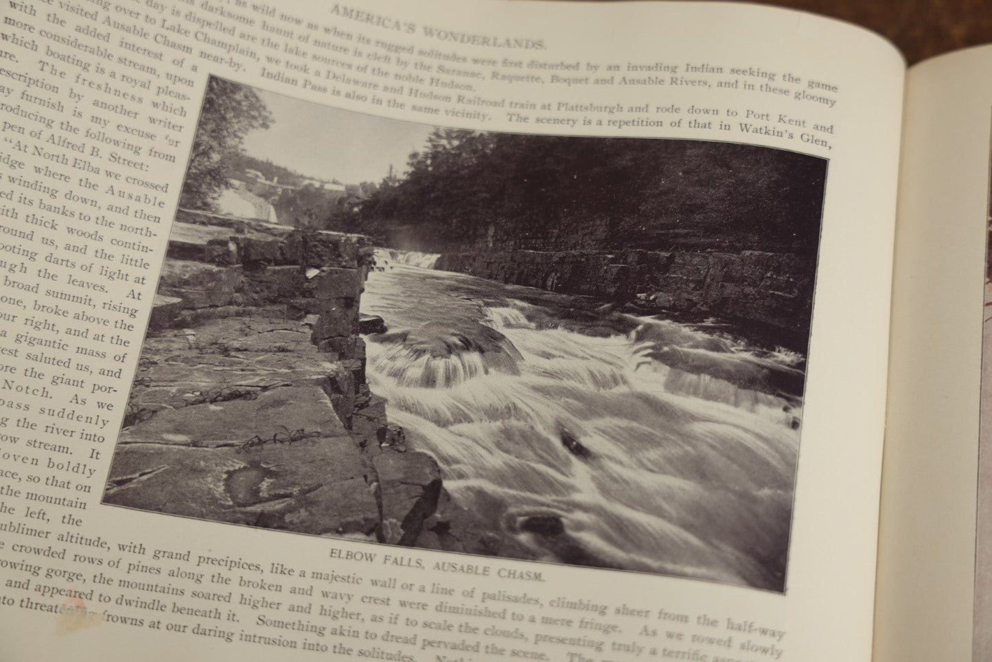 Lot 087 - "America's Wonderlands, A Pictorial And Descriptive History Of Our Country's Scenic Marvels" Antique Photography Book By J.W. Buel, With More Than 500 Photos, Copyright 1893, Note Heavy Wear, Binding Issues