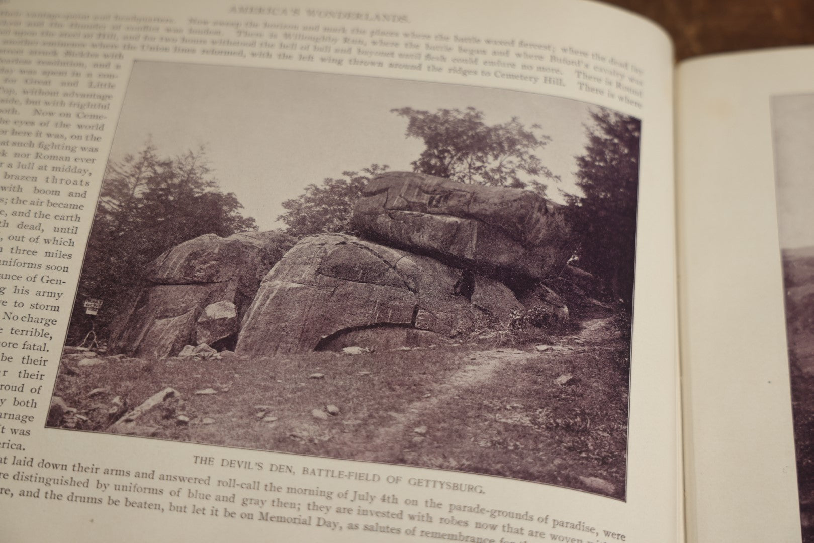 Lot 087 - "America's Wonderlands, A Pictorial And Descriptive History Of Our Country's Scenic Marvels" Antique Photography Book By J.W. Buel, With More Than 500 Photos, Copyright 1893, Note Heavy Wear, Binding Issues