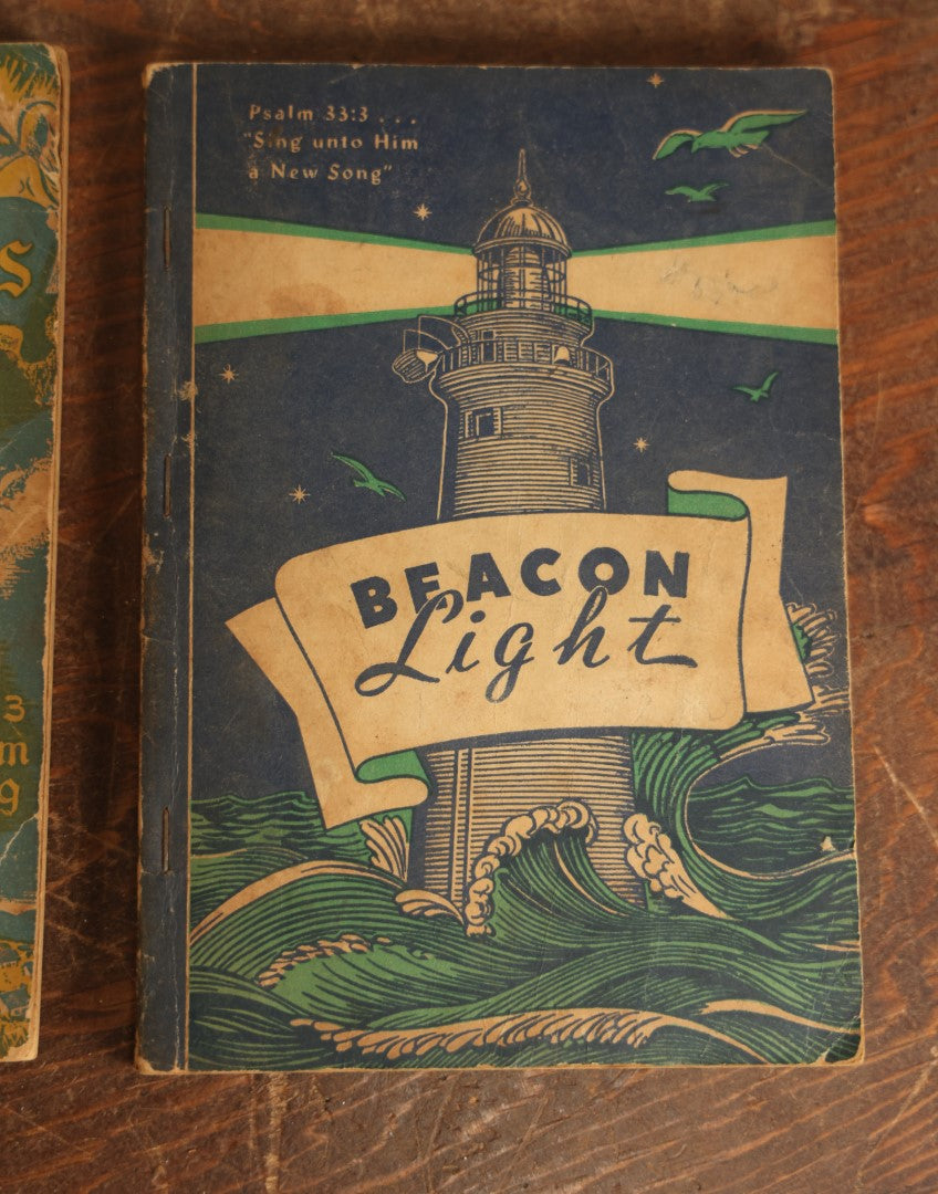 Lot 092 - Pair Of Vintage 1940s Psalm And Hymn Books, Paperback, "Golden Steps" And "Beacon Of Light"