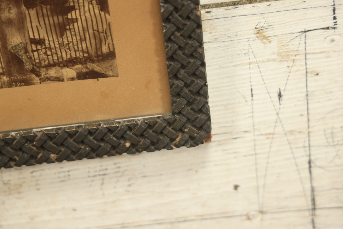 Lot 028 - Antique Boarded Photo, Lincoln Park Zoo Bear Enclosure With Bear And Visitors In Background, Chicago, Illinois, In Frame, Photo By J.W. Taylor