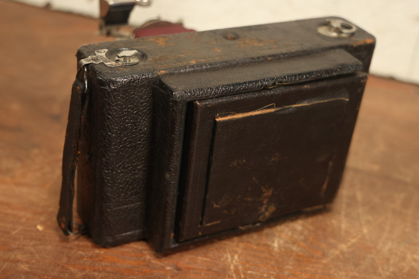 Lot 031 - Antique Kodak No. 4 Folding Hawk-Eye Model 3 Film Camera