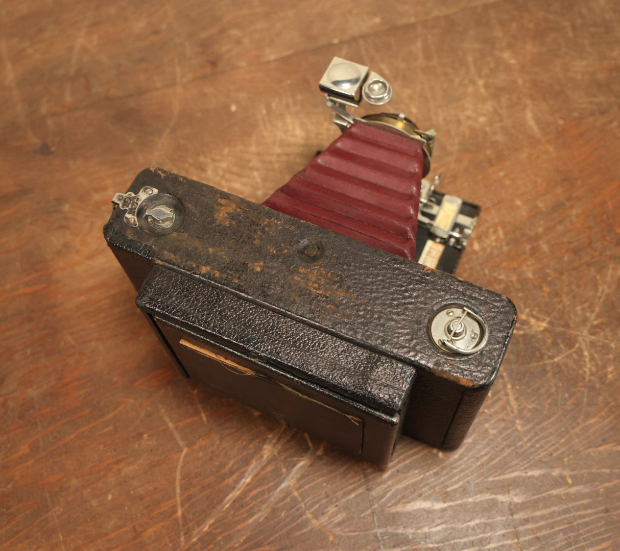 Lot 031 - Antique Kodak No. 4 Folding Hawk-Eye Model 3 Film Camera