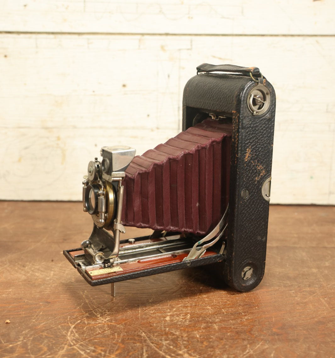 Lot 032 - Antique Kodak No. 3A Folding Pocket Kodak Model B-2 Film Camera, Circa 1902