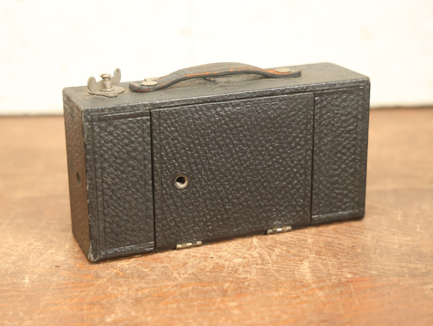 Lot 034 - Antique Kodak No. 2 Folding Brownie Automatic Film Camera