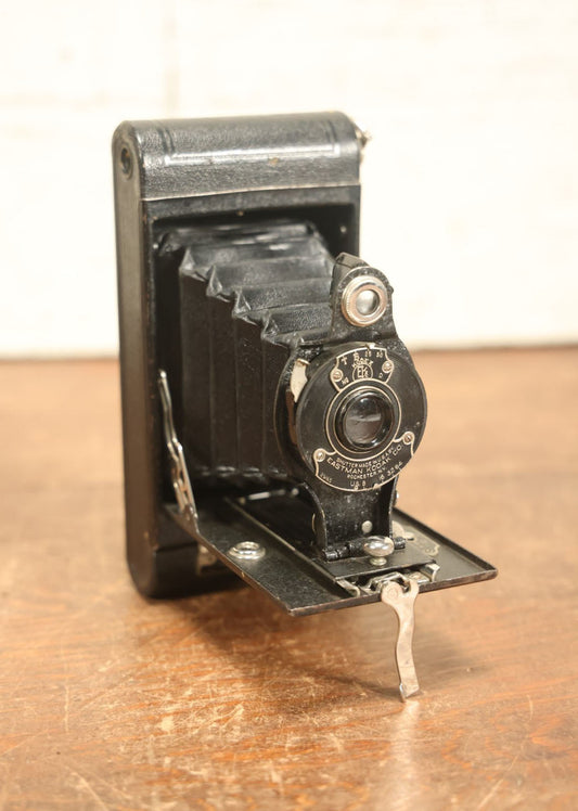 Lot 035 - Antique Kodak No. 2 Folding Cartridge Hawk-Eye Model B Film Camera