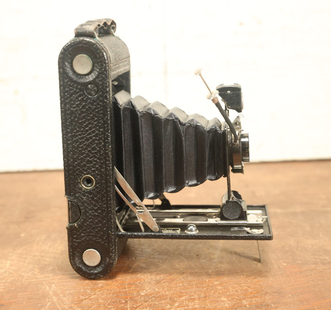 Lot 036 - Antique Kodak No. 1-A Autographic Kodak Junior Folding Film Camera, With Case