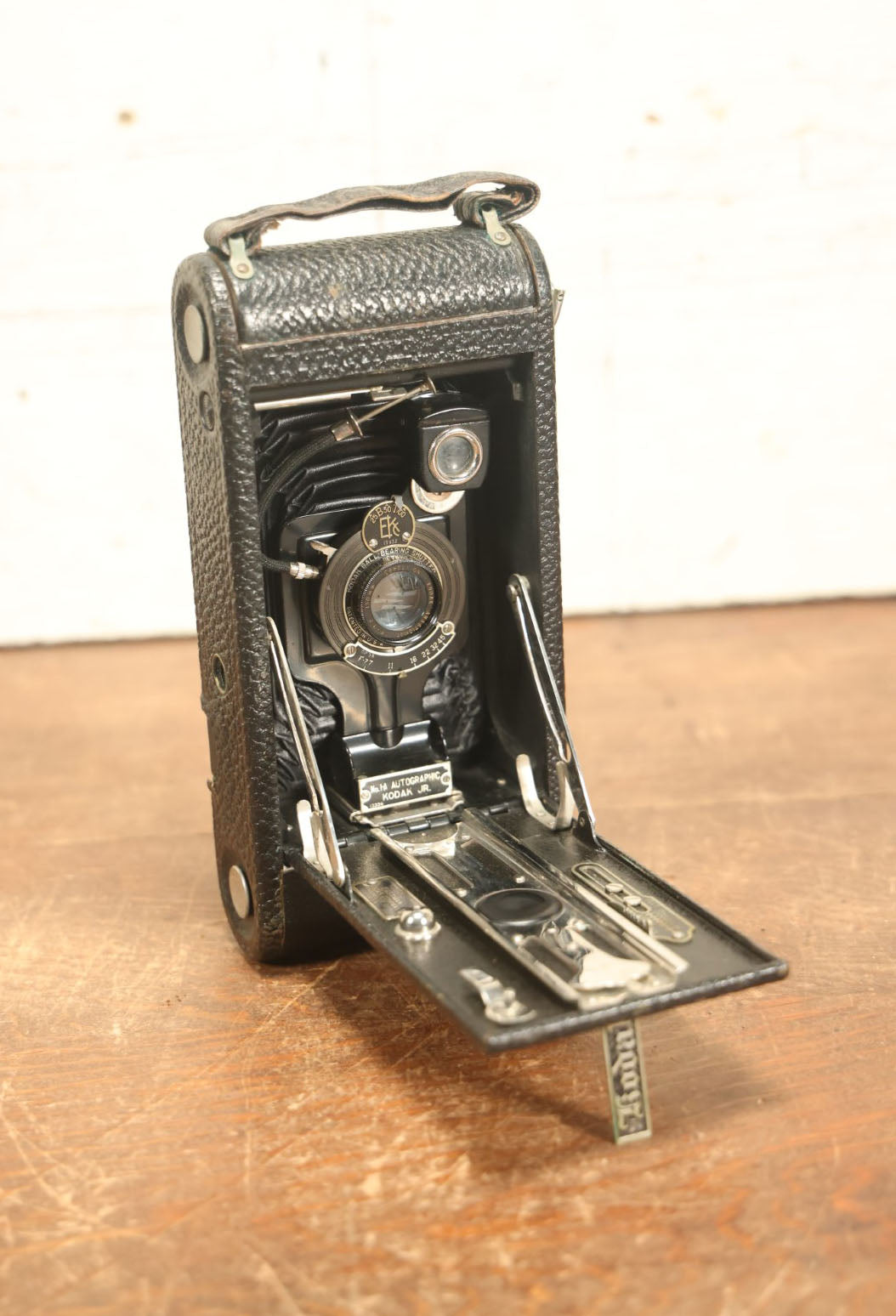 Lot 036 - Antique Kodak No. 1-A Autographic Kodak Junior Folding Film Camera, With Case