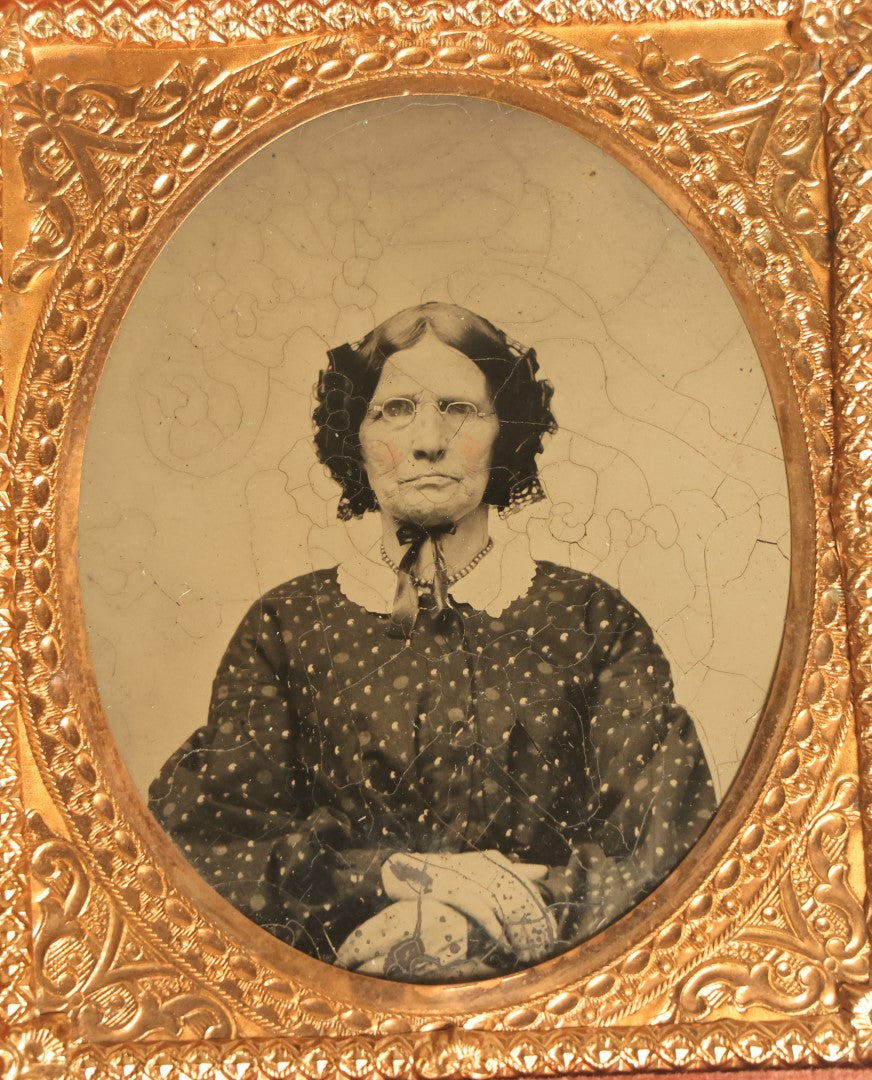 Lot 037 - Antique 1/6th Plate Ambrotype Photograph Of Old Woman In Leatherette Union Case, Identified As Roxana Armstrong Slack