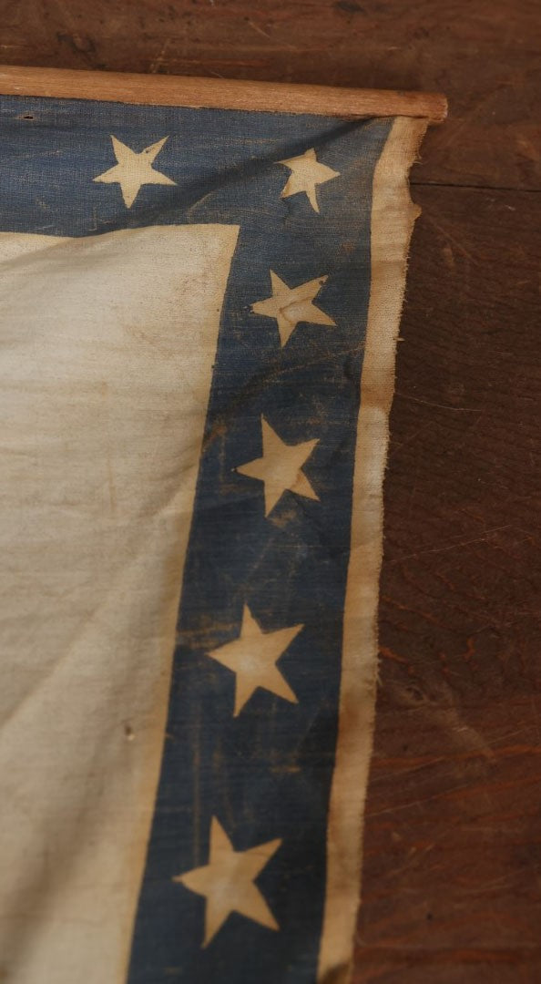 Lot 011 - Antique Circa 1876 U.S. Bicentennial Civil War Veteran Union Army, XXV Corps, 1st Division Parade Flag On Pole, Red Diamond Insignia, 40" Pole