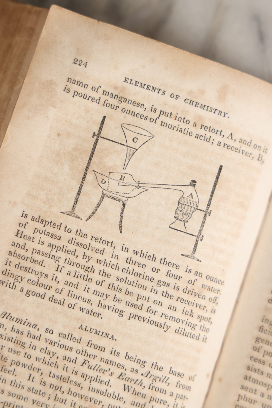 Lot 053 - "Elements Of Chemistry" By Andrew Fyfe And John W Webster, Early Antique Chemistry Book, Illustrated, Published 1827 By Richardson And Lord, Boston