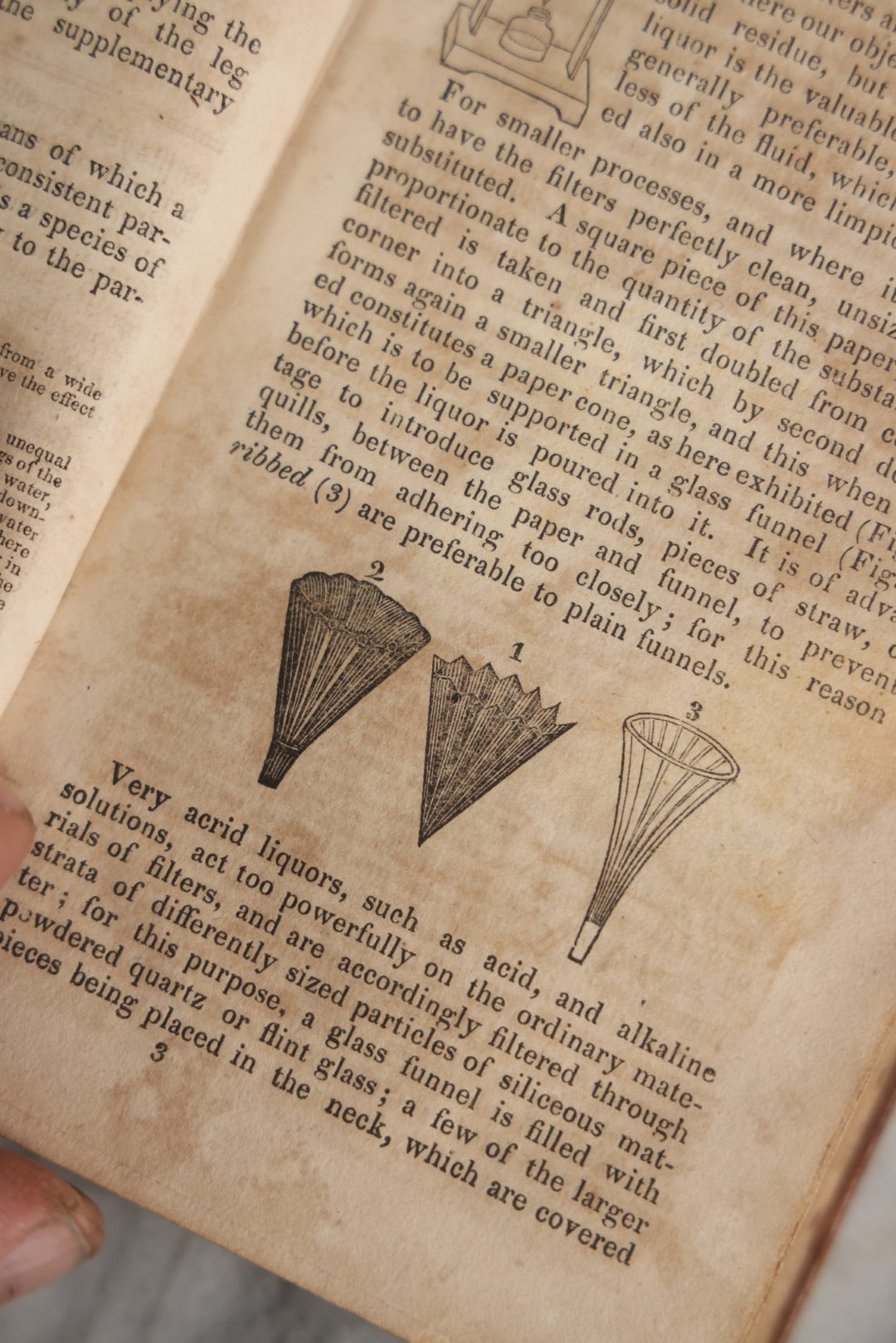 Lot 053 - "Elements Of Chemistry" By Andrew Fyfe And John W Webster, Early Antique Chemistry Book, Illustrated, Published 1827 By Richardson And Lord, Boston