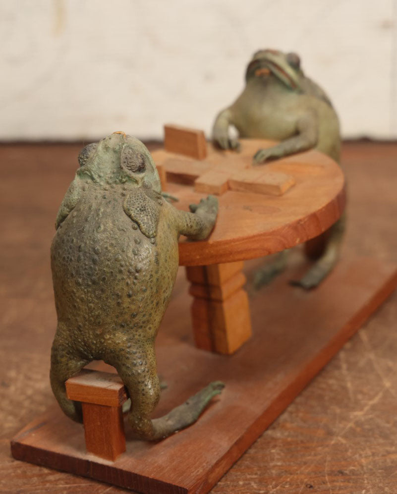 Lot 005 - Vintage Mexican Folk Art Pair Of Taxidermy Frogs Playing Dominoes On A Table