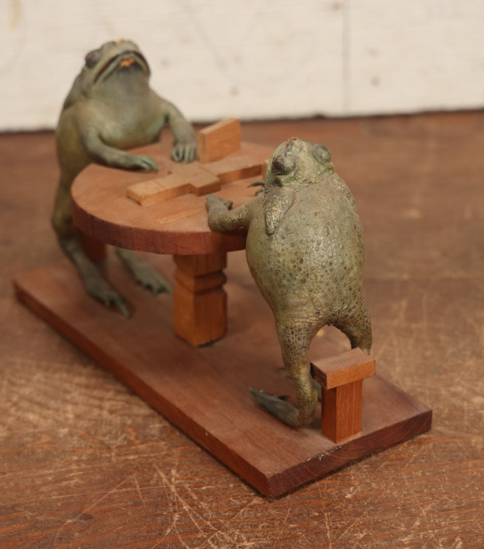 Lot 005 - Vintage Mexican Folk Art Pair Of Taxidermy Frogs Playing Dominoes On A Table