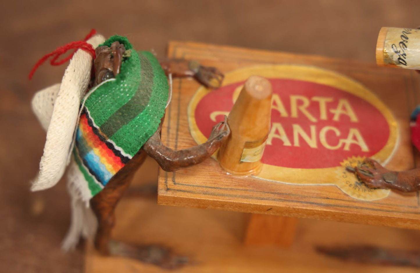 Lot 007 - Vintage Mexican Folk Art Pair Of Taxidermy Frogs Drinking Beer In Sombreros