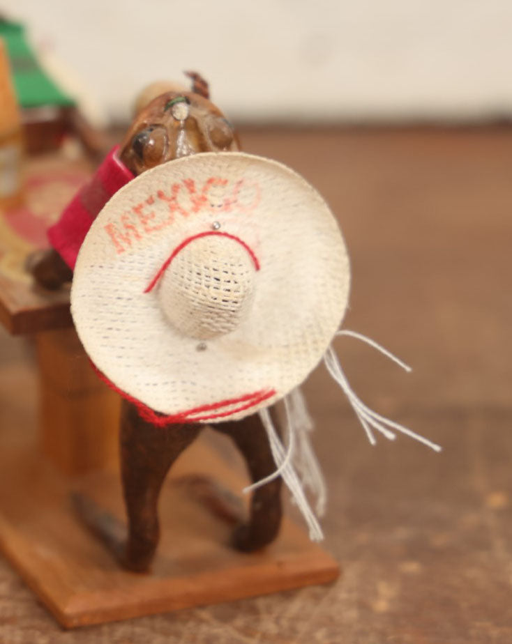 Lot 007 - Vintage Mexican Folk Art Pair Of Taxidermy Frogs Drinking Beer In Sombreros