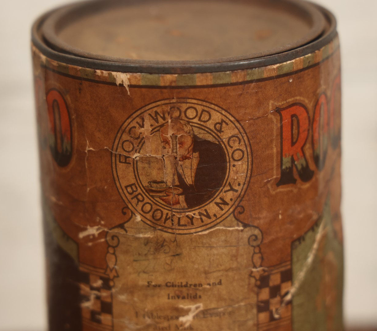 Lot 029 - Vintage Rock-Co Pure Cocoa Hot Flavored Hot Chocolate Cocoa Tin With Paper Label, Rockwood & Co., Broadway, New York City