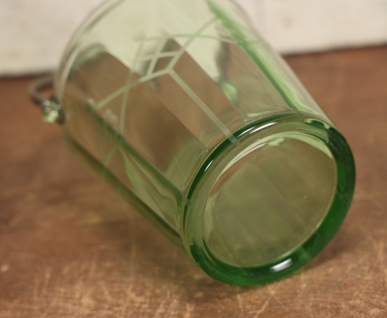 Lot 030 - Vintage Green Depression Uranium Vaseline Glass Ice Bucket, Glows Under Black Light / U.V. Light, With Silvertone Handle, Etched Design