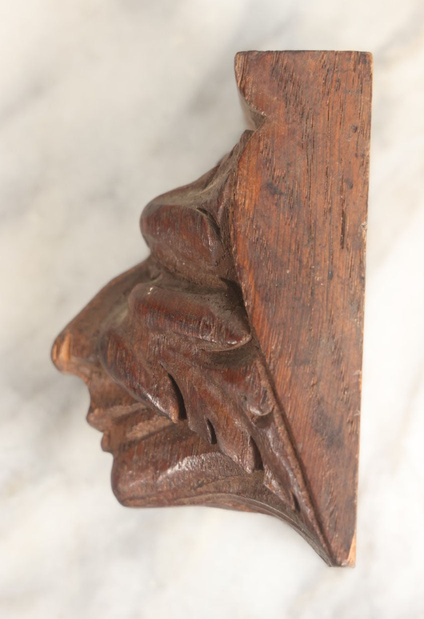 Lot 038 - Small Antique Hand Carved Three Dimensional Wooden Green Man Face Block Furniture Fragment