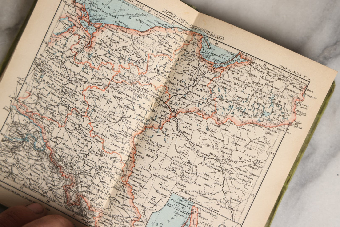 Lot 071 - Single Ephemera Piece, Justin Perthes' Taschen Atlas, German Map Atlas, 1885