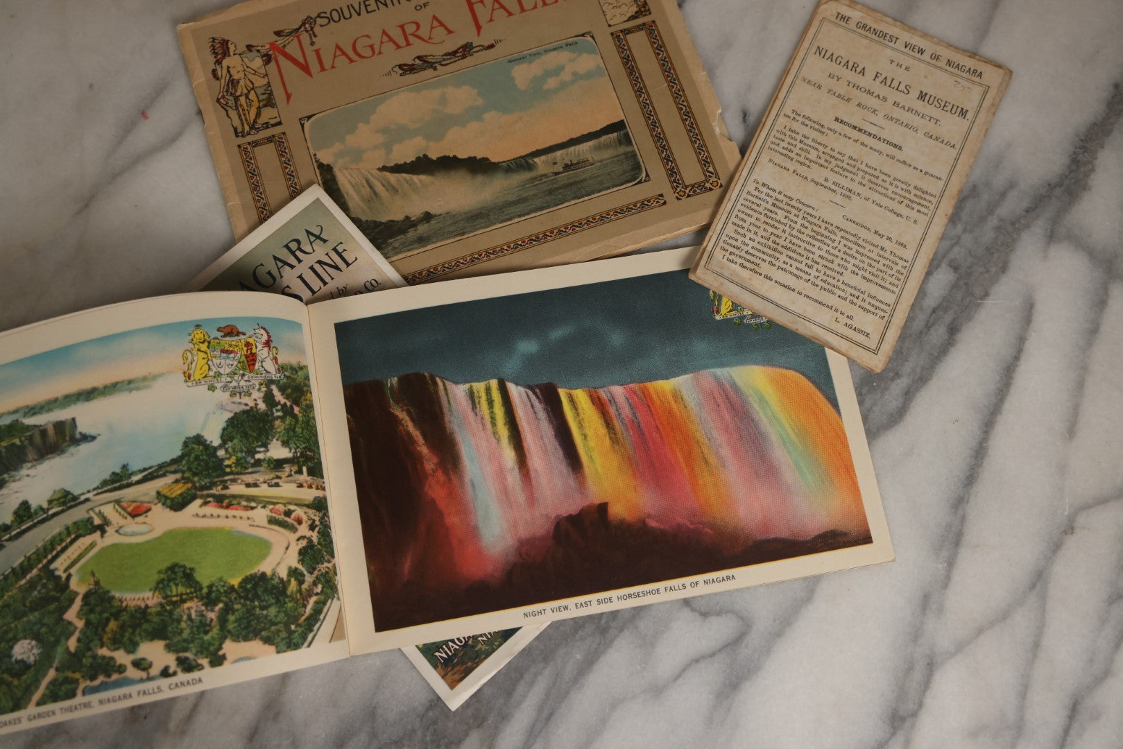 Lot 078 - Four Piece Ephemera Grouping, Niagara Falls Related, Including View Book, Gray Bus Line, Museum Brochure, And Colored Pictures And Story