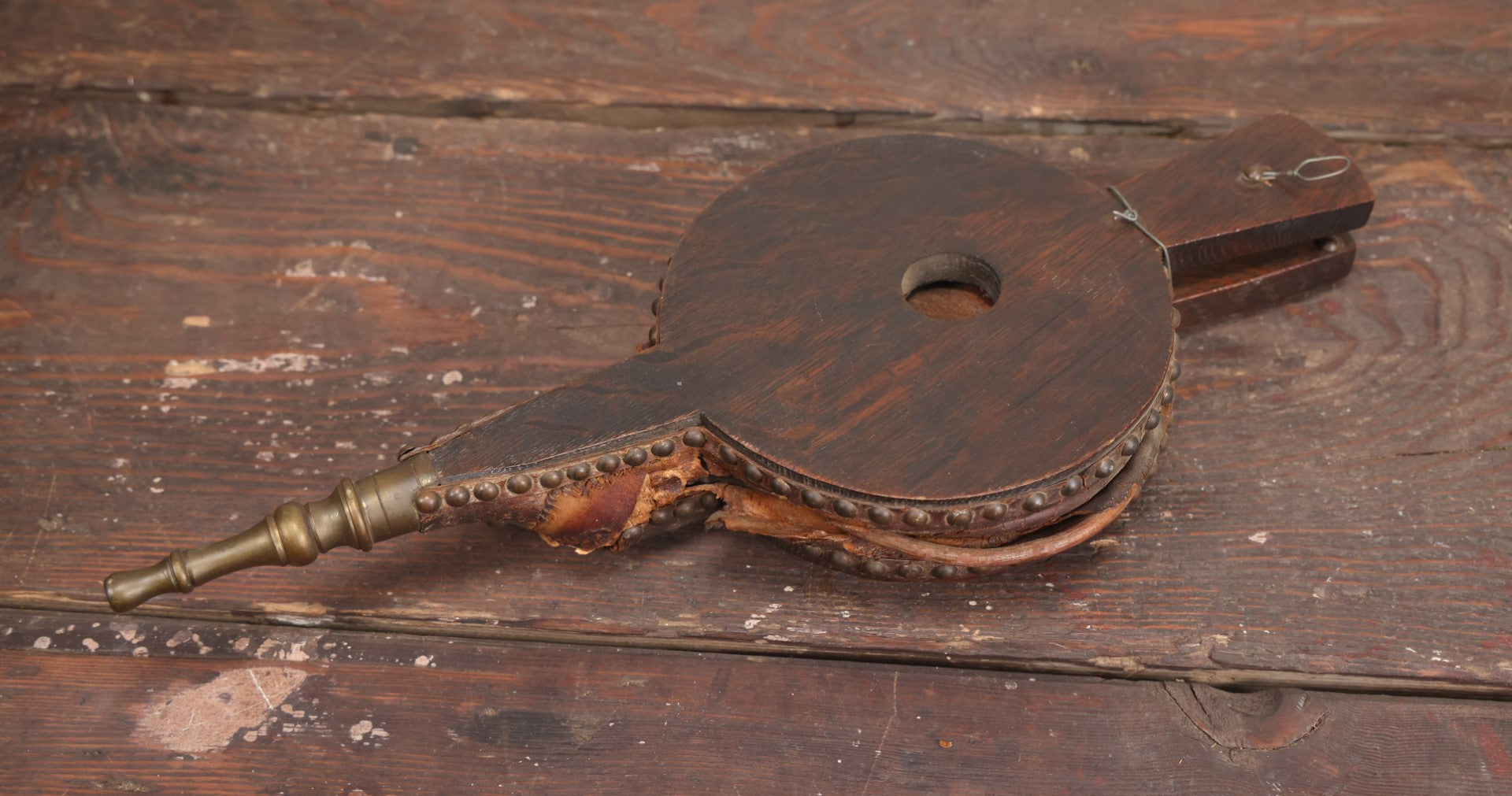 Lot 002 - Antique Decorative Carved Wooden Green Man Bellows, Non Functioning, For Display Only