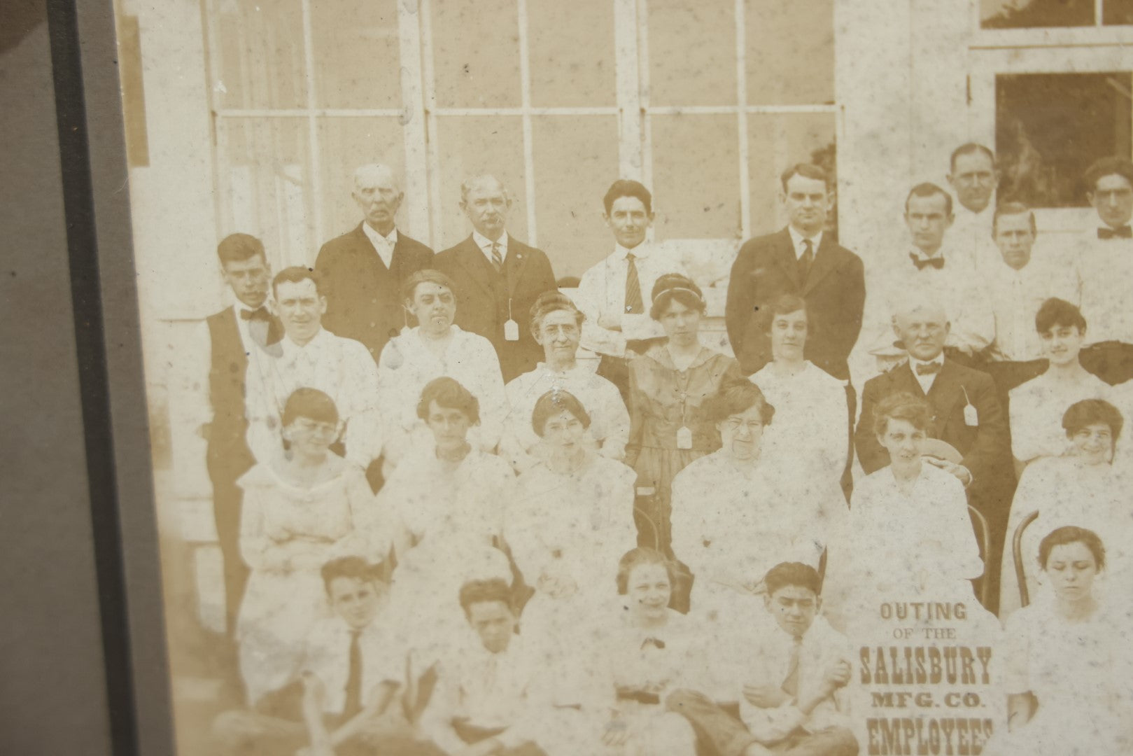 Lot 018 - Antique Framed Boarded Group Occupational Photo, Outing Of The Salisbury Manufacturing Company Employees, Likely The Textile Company Of Amesbury, Massachusetts