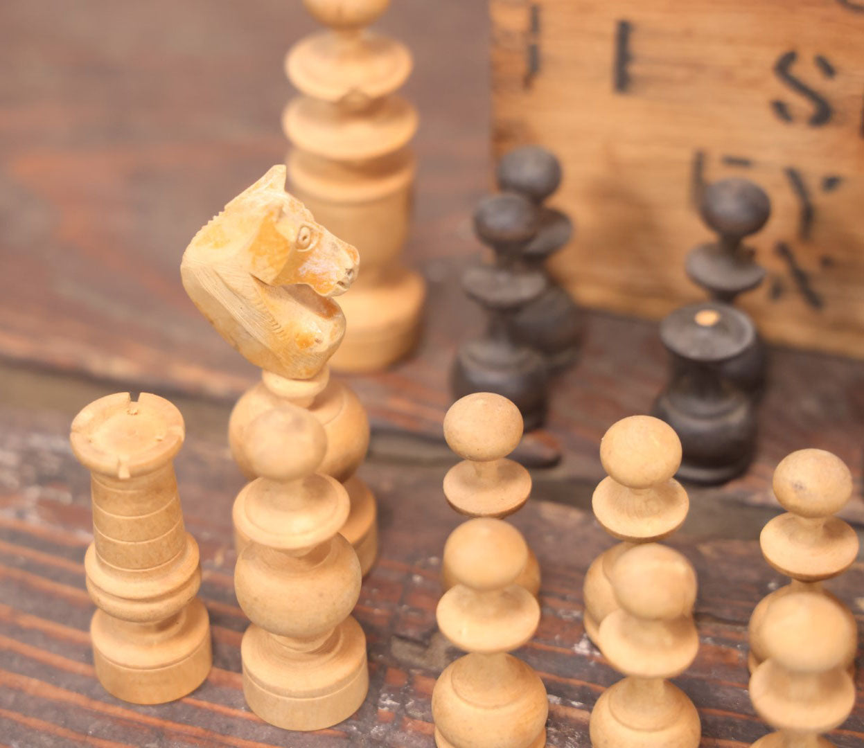 Lot 022 - Antique Handmade Wood Turned Chess Pieces, Complete Set, Note Damage To Black Queen And Black Pawn, Hand Carved Knights, Includes Wooden Box